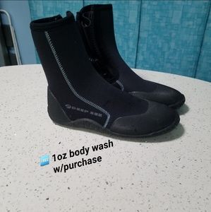 **💜💛**🆕️WOT** Unisex Dive Boot **💜💛**